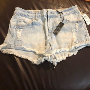 Charlotte Russe Mid Rise Shortie Shorts